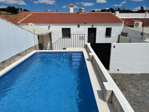 CASA EN MINA LA ISABEL, EL ALMENDRO